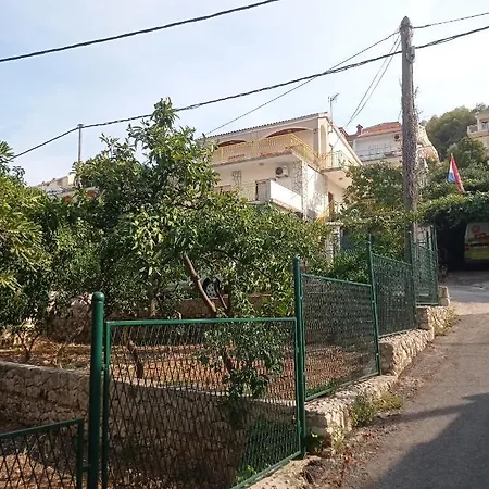 Apartment Nely Trogir