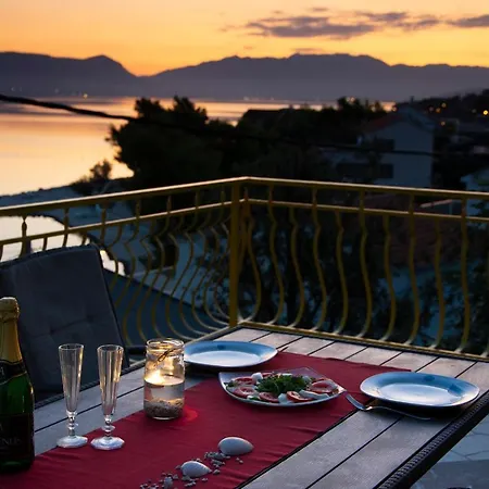 Appartement Nely - Sea, Terrace And Peace