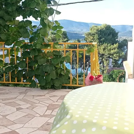 Lägenhet Nely - Sea, Terrace And Peace *