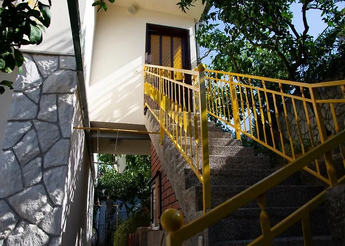 Appartement Nely - Sea, Terrace And Peace Trogir