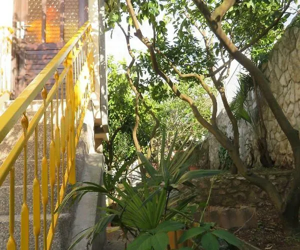 Apartment Nely - Sea, Terrace And Peace